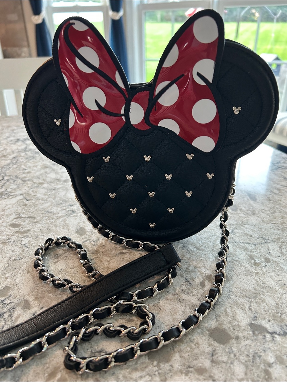 Loungefly Black Minnie Mouse Quilted Crossbody with Red Polka Dot Bow